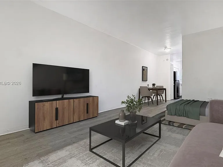 7717 Byron Ave #9 — Photo 5