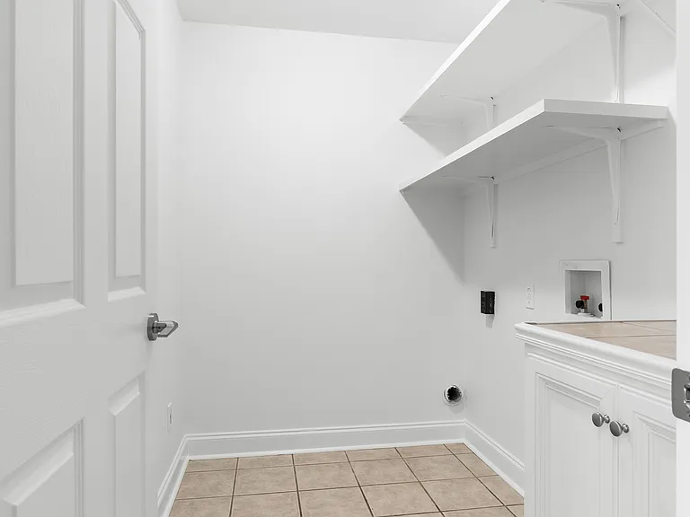 106 Country Mile Dr — Photo 22