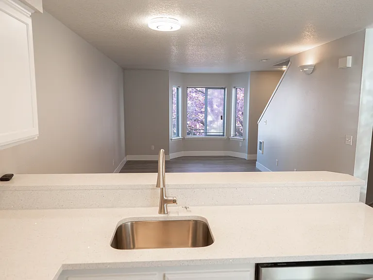5229 SW 174th Ter #5229 — Photo 7