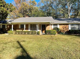 188 N Parker Ln, Carthage, TX 75633
