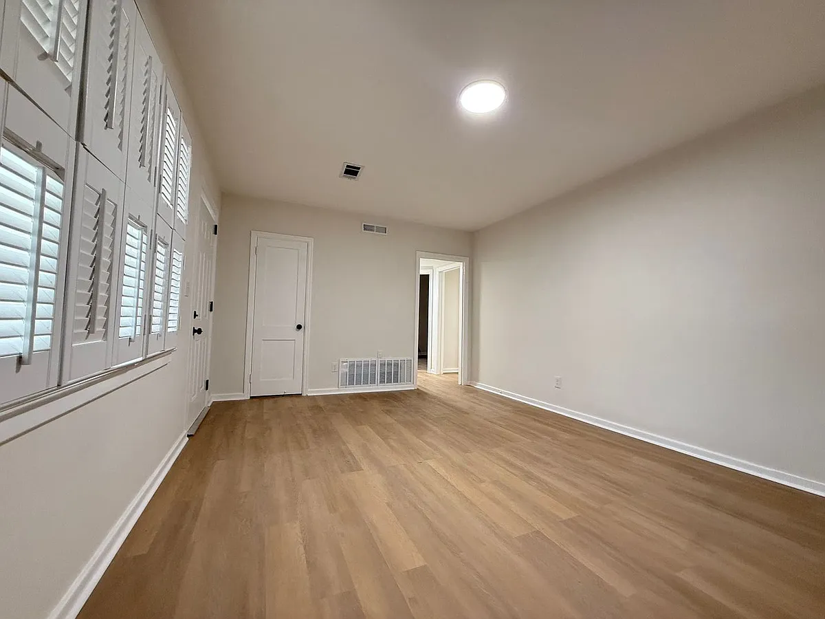 Building Photo - 3616 Dalraida Pkwy