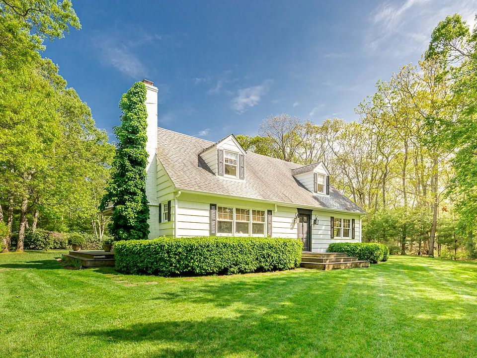 128 Three Mile Harbor Hc Rd