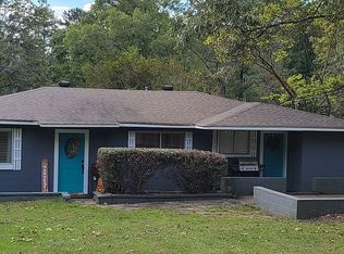 5505 Honeysuckle Rd, Little Rock, AR 72206