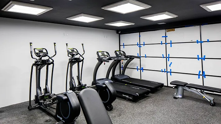 Rented by Nooklyn NYC LLC | media 100