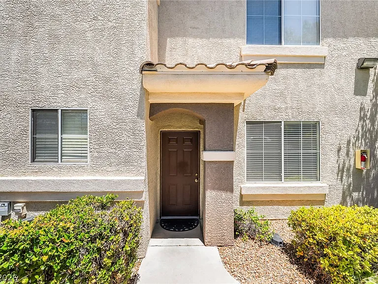 9050 W Warm Springs Rd #1159 — Photo 2
