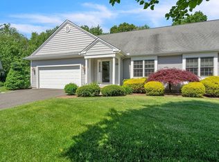 63 Shadowbrook Est #63, South Hadley, MA 01075
