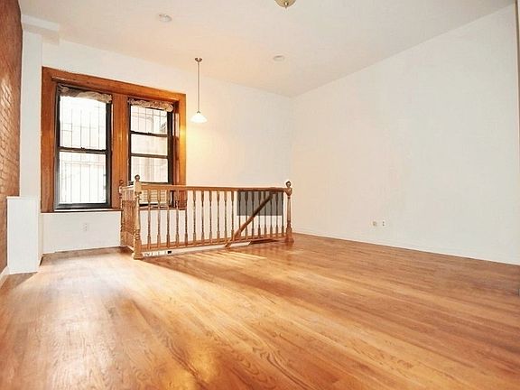 2nd image of 306 W 76th St APT 1A