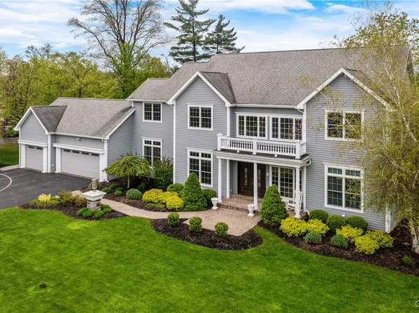 4723 Cornish Heights Pkwy, Syracuse, NY 13215