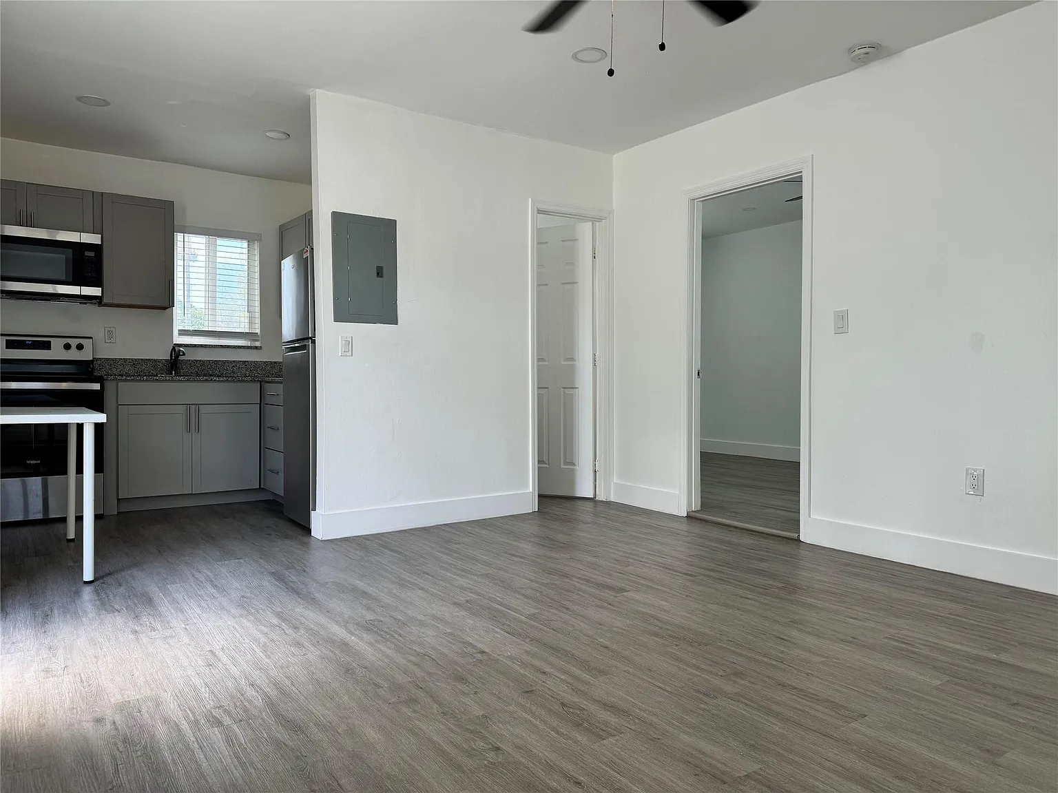 1 bed, 1.0 bath, 600 sqft, $1,750 — Photo 1