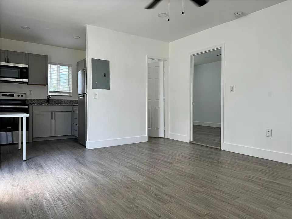 1857 Madison St #2