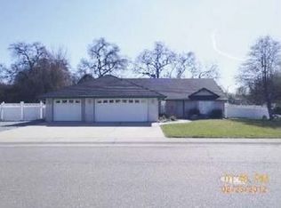 3217 Seedling Dr, Redding, CA 96001