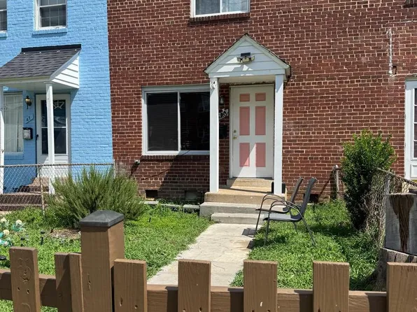 45 W Reed Ave #45, Alexandria, VA 22305