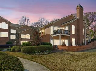 5364 Brooke Ridge Dr, Atlanta, GA 30338