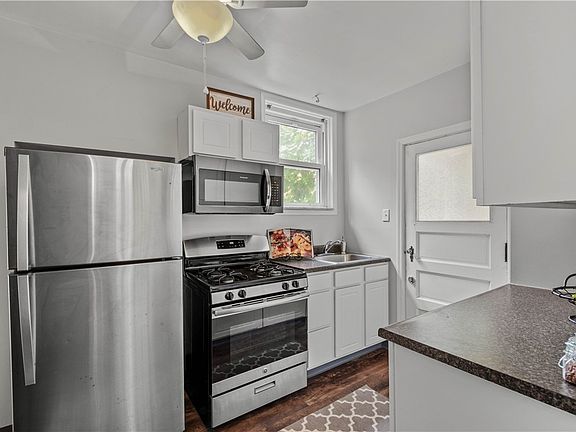 2nd image of 323 Lamarido St