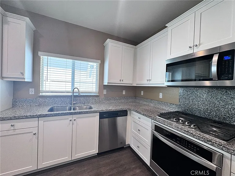35282 Price St — Photo 14