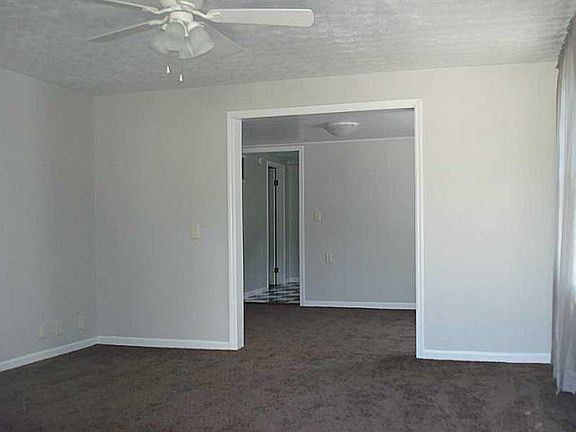 2nd image of 7401 Georgetown St