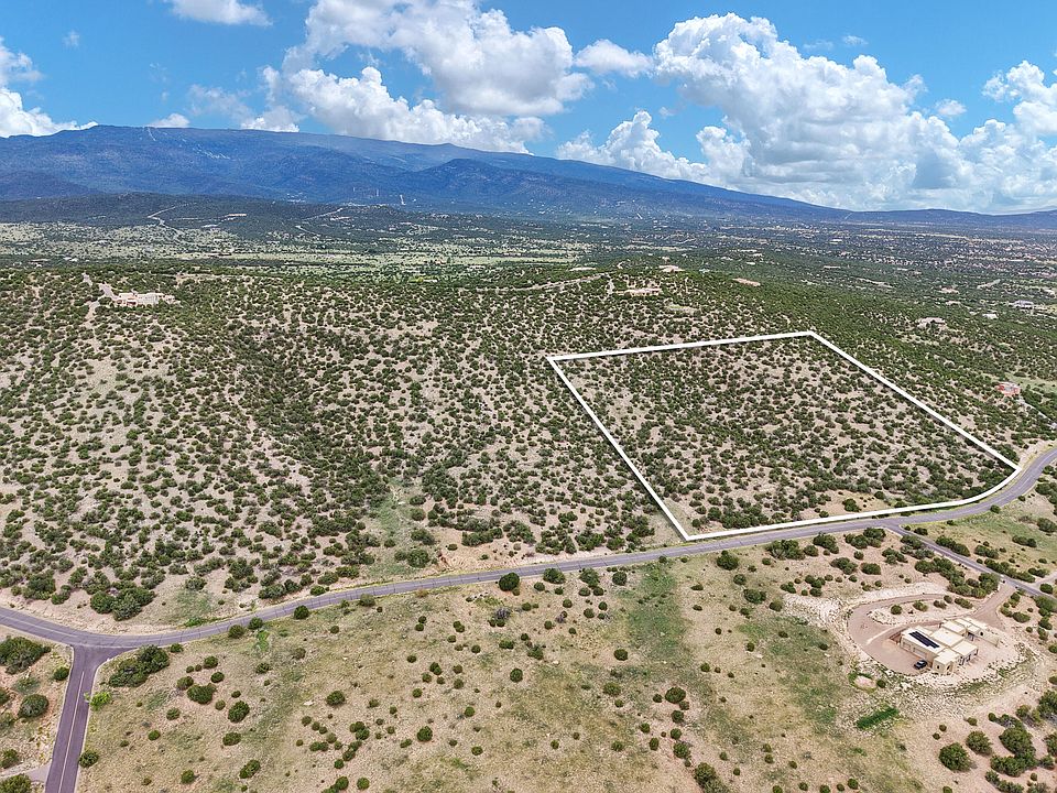 1st image of 9 Camino Real