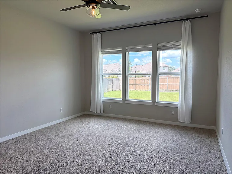150 Patrick Herndon Dr — Photo 11