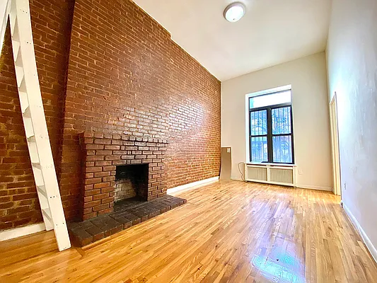 Rented by Oxford Property Group | media 1