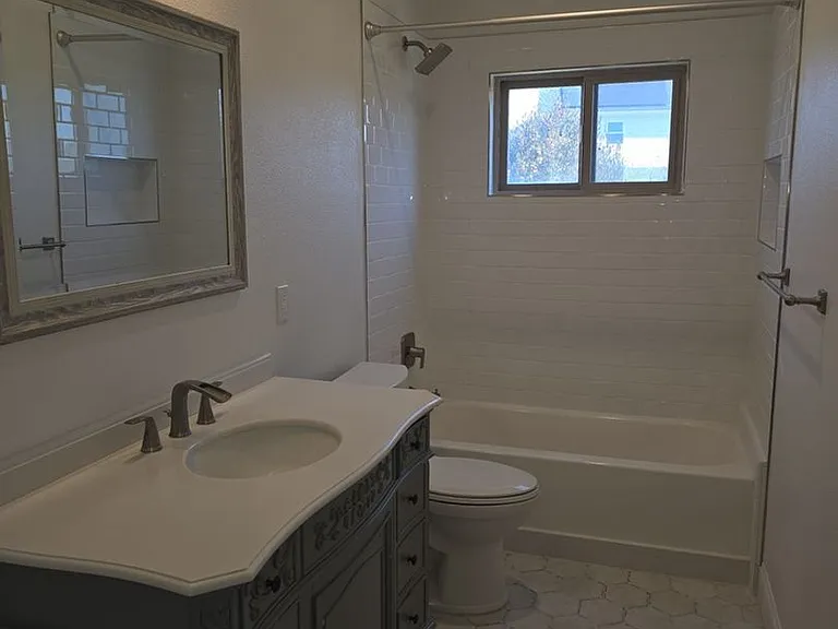 27 Valen Way — Photo 9