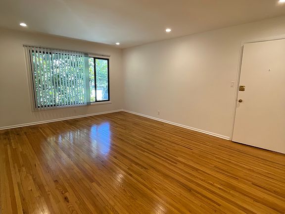 3rd image of 3159 Barbara Ct #C