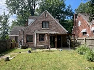 4th image of 1500 Parkview St