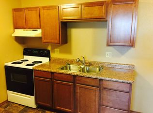3505 S West Ave APT 1, Sioux Falls, SD 57105