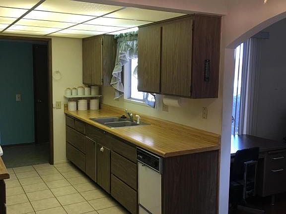 3rd image of 17818 N Willowbrook Dr
