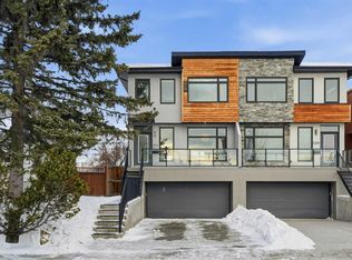 2312 S Westmount Rd NW, Calgary, AB T2N3N6