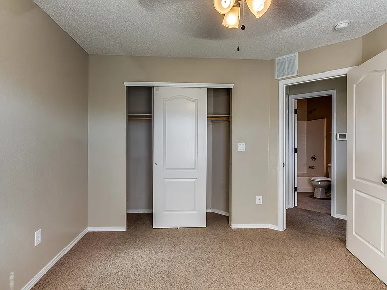 11296 Bullseye St — Photo 20