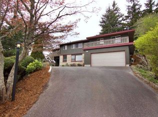 508 Ridgeway Dr, Bellingham, WA 98225
