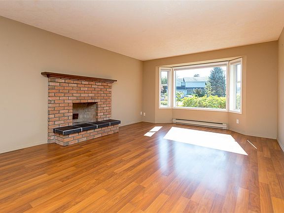 4th image of 2128 Colinwood Rd