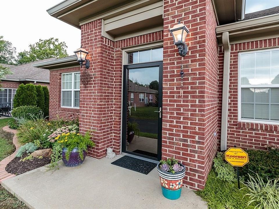 1st image of 5325 Ladywood Knoll Ln