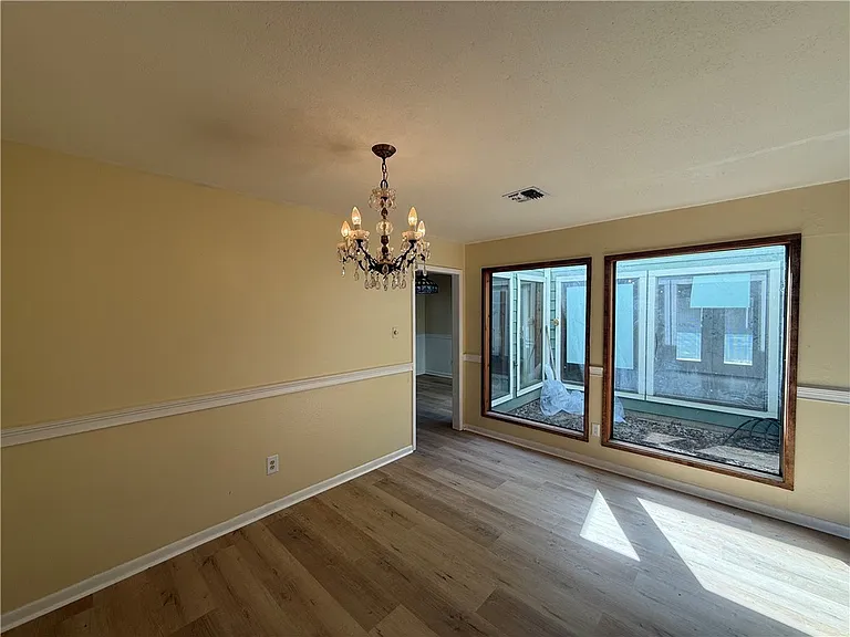 1805 Quail Run — Photo 4