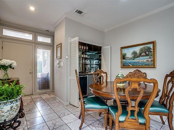 4th image of 4514 Glenwick Ln