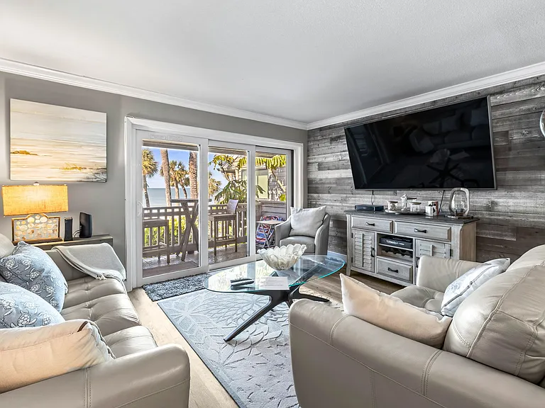 2100 Gulf Blvd #18 — Photo 8