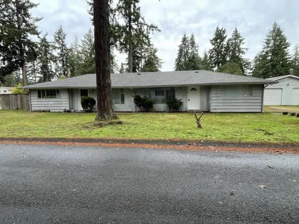 8217 Cross Ln SW, Lakewood, WA 98498