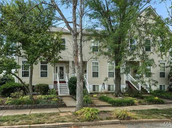 5784 Westminster Pl, Saint Louis, MO 63112