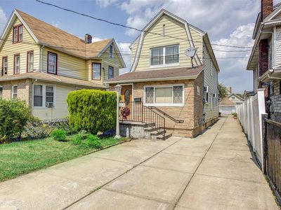 88-27 196th Street, Hollis, NY, 11423