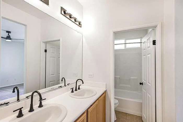 80604 Tinsley Ave — Photo 17