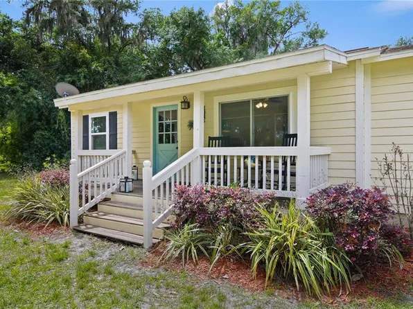 9362 County Road 734, Center Hill, FL 33514