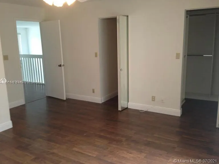 4949 N Harbor Isles Dr — Photo 6
