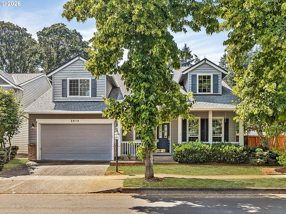1st image of 2619 NE Charlois Dr
