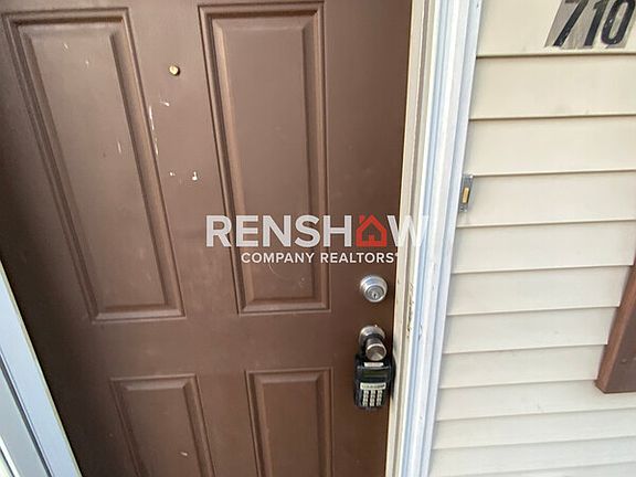 3rd image of 702-716 Nora Dr