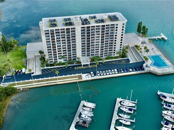 100 Pierce St APT 1102, Clearwater, FL 33756