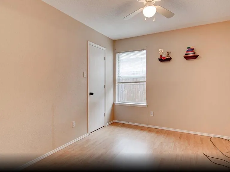 10221 Tustin Ter — Photo 15