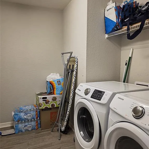 424 Capri Way — Photo 10