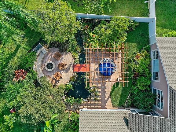 3rd image of 2938 Summer Swan Dr