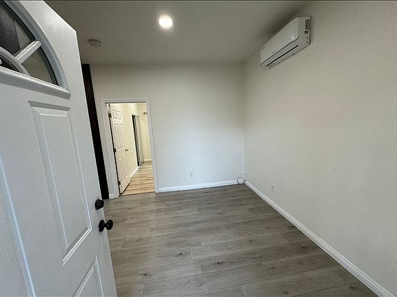 5th image of 14910 Bayou Ave