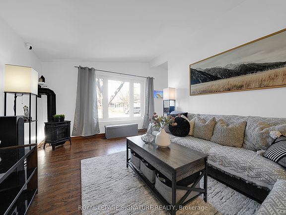 4th image of 821 Krosno Blvd